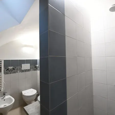 La Scala Del Borgo Cisternino