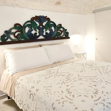 La Scala Del Borgo * 치스테르니노